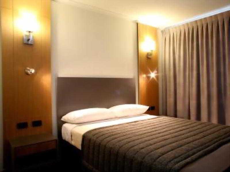 Metro Hotel Ipswich International Pokoj fotografie